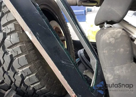 2011 Jeep Wrangler Sport z USA, uszkodzony, nr VIN 1J4AA2D16BL598686